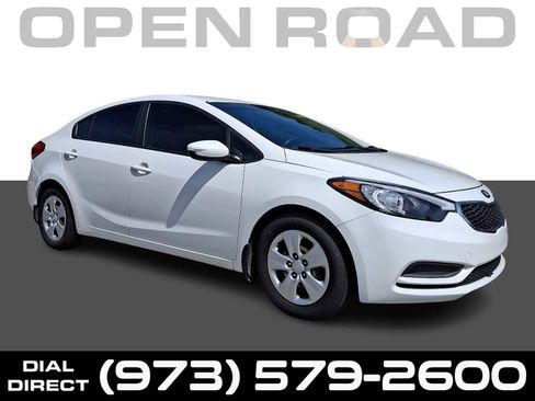 Used 2016 Kia Forte LX FWD image 1