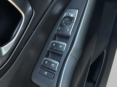 Used 2021 Kia Sorento LX image 29