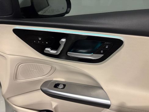 Used 2024 Mercedes-Benz C 300 4MATIC Sedan image 45