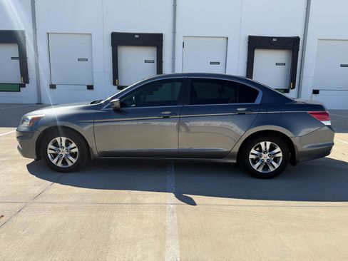 Used 2011 Honda Accord SE image 8