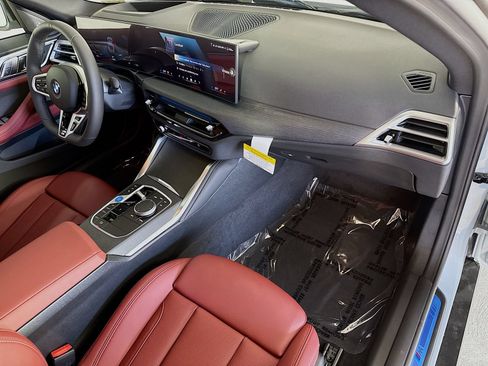 New 2026 BMW i4 eDrive40 w/ M Sport Package RWD image 31