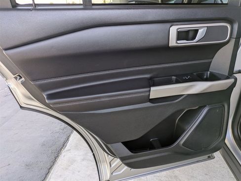 Used 2023 Ford Explorer XLT w/ Equipment Group 202A image 27