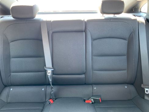 Used 2024 Chevrolet Malibu LT image 38