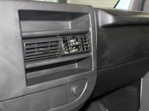 Used 2011 Chevrolet Express 3500 LT w/ LT Preferred Equipment Group image 17