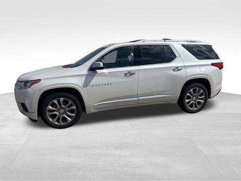 Used 2018 Chevrolet Traverse Premier AWD/4WD image 5