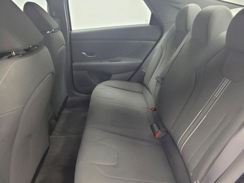 Used 2023 Hyundai Elantra SEL w/ Convenience Package image 18