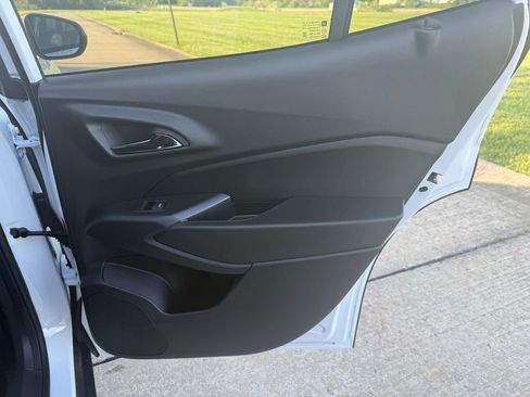 New 2026 Chevrolet Trax RS FWD image 14