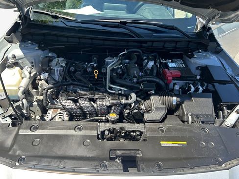 Used 2024 Nissan Altima 2.5 SV FWD image 25