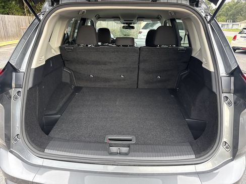 Used 2025 Nissan Rogue S FWD image 28