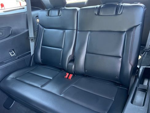 Certified 2025 Ford Explorer ST AWD/4WD image 16