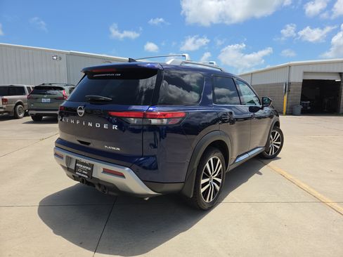 Used 2024 Nissan Pathfinder Platinum w/ Cargo Package FWD image 5