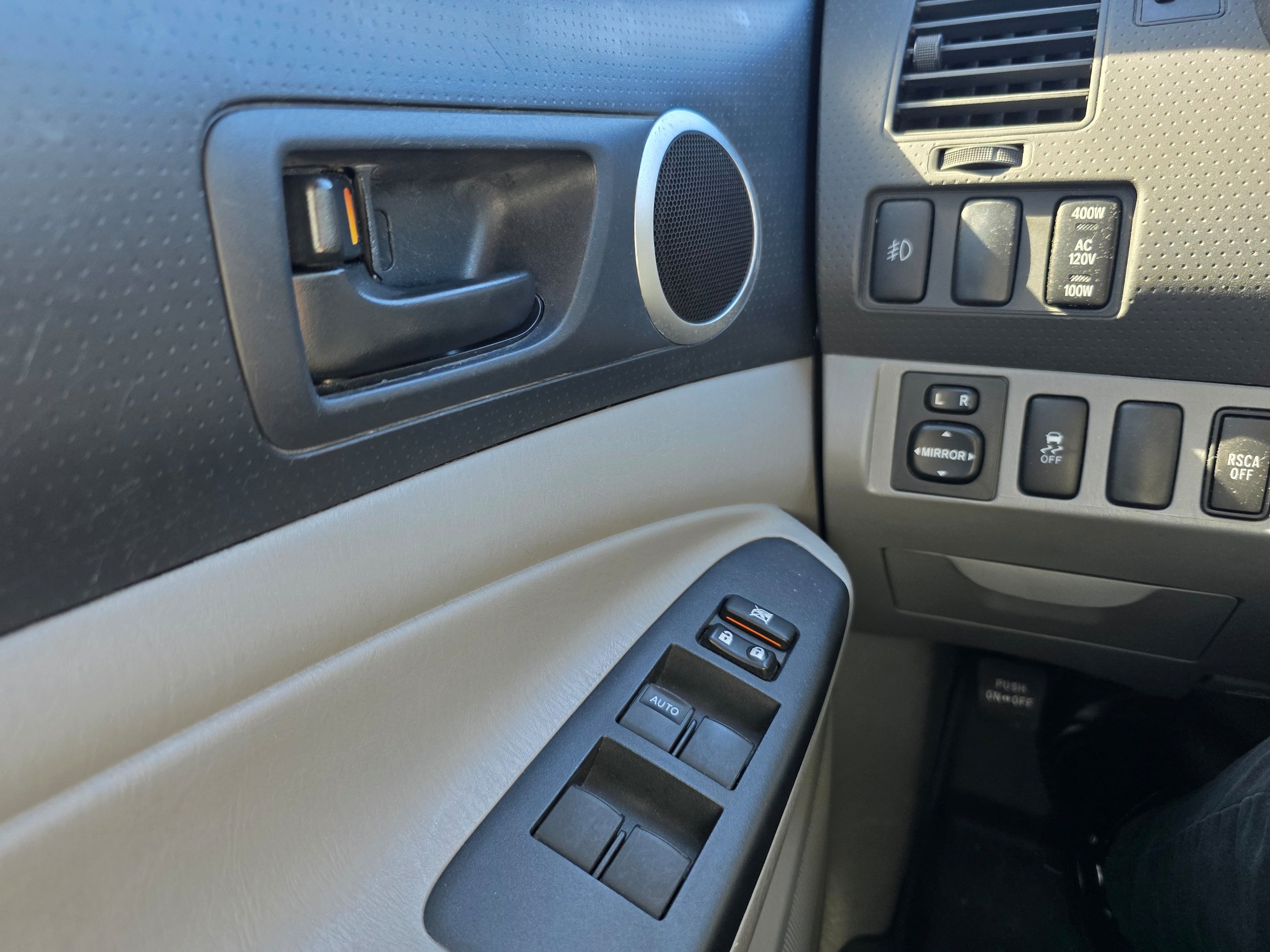 Used 2013 Toyota Tacoma 4x4 Double Cab w/ TRD Sport Pkg image 17