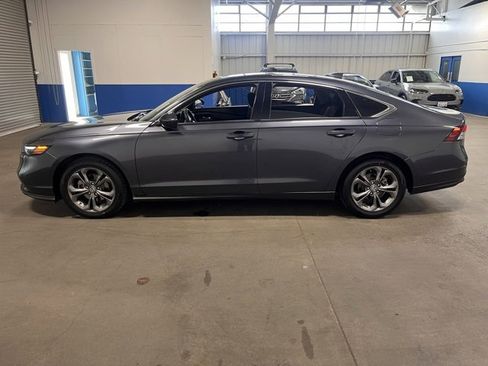 Used 2023 Honda Accord EX image 6