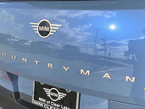 New 2025 MINI Cooper Countryman SE image 15