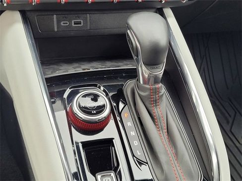 Used 2024 GMC Canyon AT4X image 19
