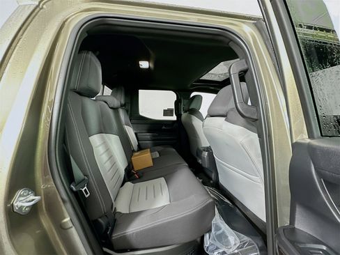 New 2025 Toyota Tacoma TRD Off-Road image 28