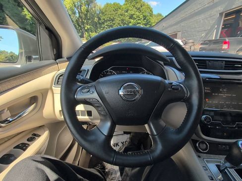 Used 2019 Nissan Murano SV AWD/4WD image 20