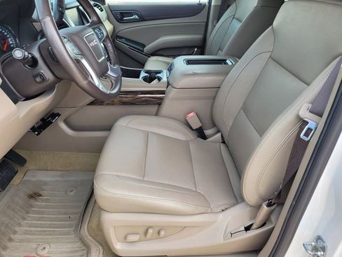 Used 2018 GMC Yukon SLT w/ Premium Edition RWD image 22