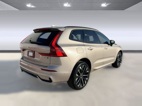 New 2026 Volvo XC60 B5 Ultra w/ Protection Package Premier image 9