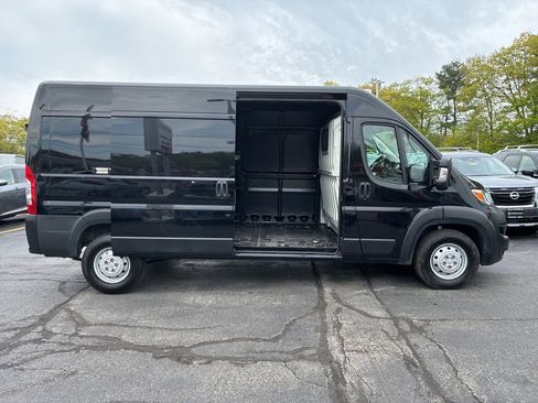 Used 2023 RAM ProMaster 2500 FWD image 23