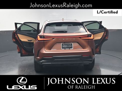 Certified 2025 Lexus NX 250 FWD w/ Premium Package image 28