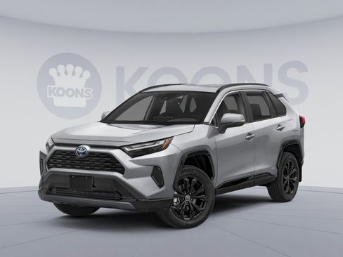 Used 2023 Toyota RAV4 SE AWD/4WD image 1