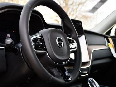 New 2026 Volvo XC60 B5 Plus w/ Protection Package Premier AWD/4WD image 12