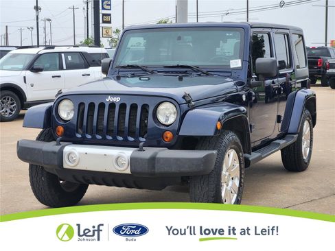 Used 2013 Jeep Wrangler Unlimited Sahara w/ Connectivity Group AWD/4WD image 6