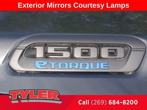 New 2026 RAM 1500 4x4 Crew Cab image 12