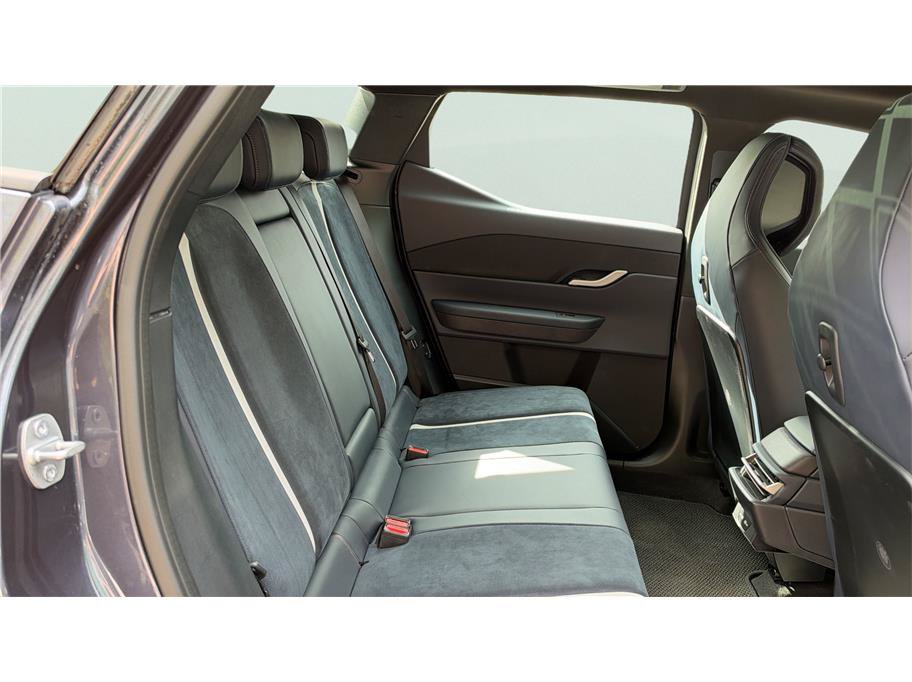 Used 2023 Fisker Ocean Extreme AWD/4WD image 22