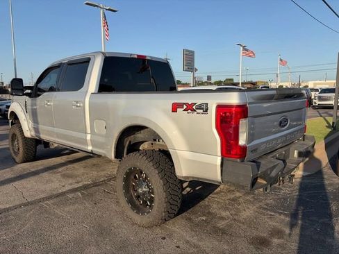 Used 2017 Ford F250 Lariat w/ Lariat Ultimate Package AWD/4WD image 3