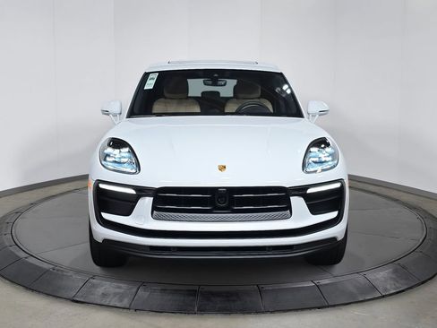 New 2026 Porsche Macan image 10