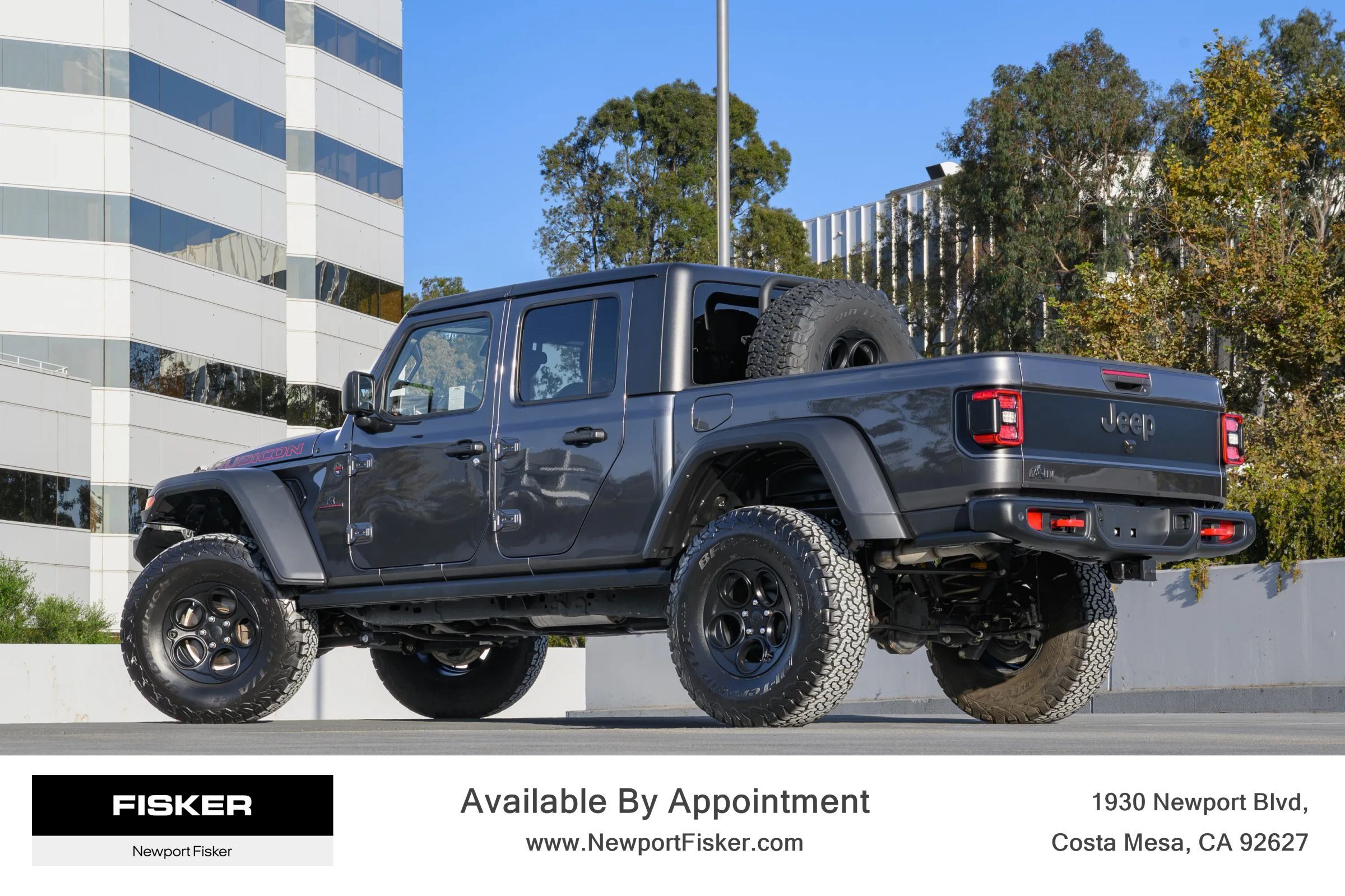 Used 2024 Jeep Gladiator Rubicon w/ Safety Group AWD/4WD image 26