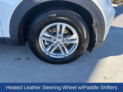 Used 2021 Ford Explorer XLT w/ Equipment Group 202A image 11