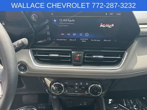 Used 2025 Chevrolet TrailBlazer ACTIV w/ Convenience Package FWD image 17