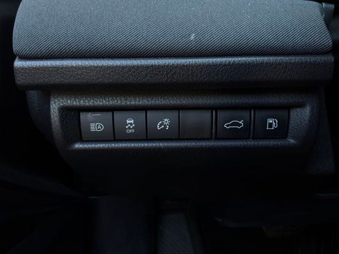 Used 2025 Toyota Camry LE FWD image 21