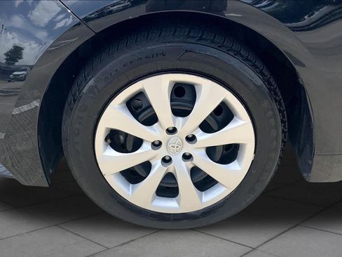 Used 2024 Toyota Corolla LE FWD image 11