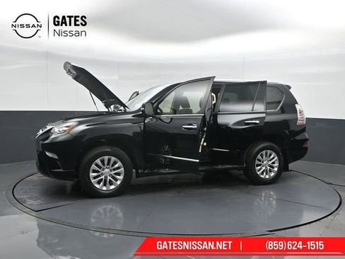 Used 2014 Lexus GX 460 w/ Premium Package AWD/4WD image 62