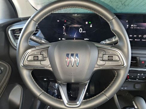 Used 2025 Buick Encore GX Preferred image 22
