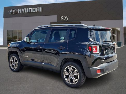 Used 2016 Jeep Renegade Limited image 5