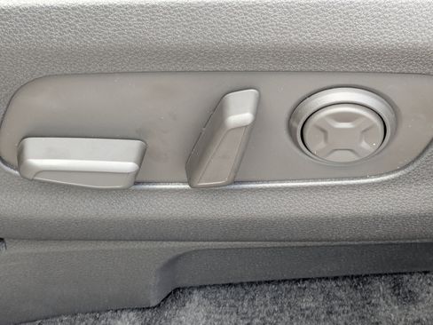 New 2026 Kia Carnival SX FWD image 26