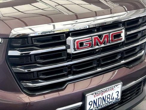 Used 2024 GMC Acadia Elevation w/ Luxury Package AWD/4WD image 30