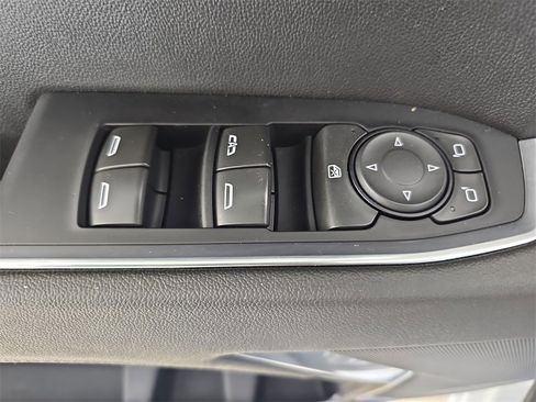 Certified 2022 Chevrolet Silverado 1500 LT image 32