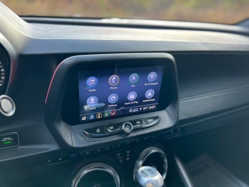 Used 2022 Chevrolet Camaro SS image 19