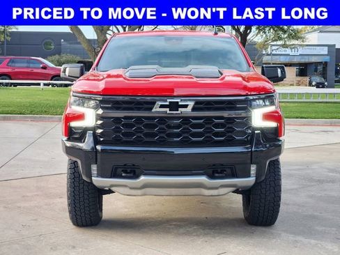Used 2025 Chevrolet Silverado 1500 ZR2 w/ Technology Package AWD/4WD image 10