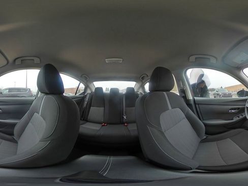 Used 2025 Nissan Sentra SV FWD image 40