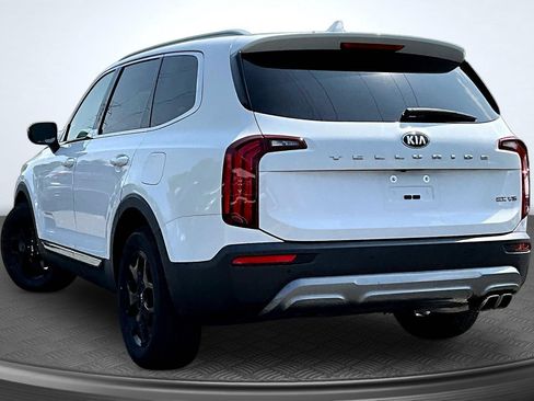 Used 2021 Kia Telluride EX FWD image 3