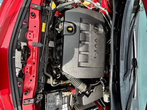 Used 2012 Toyota Corolla LE FWD image 26