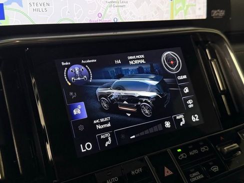 Certified 2024 Lexus LX 600 4WD w/ Appearance Package image 43