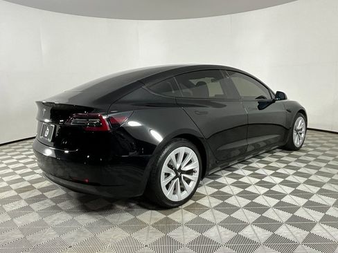 Used 2022 Tesla Model 3 image 4